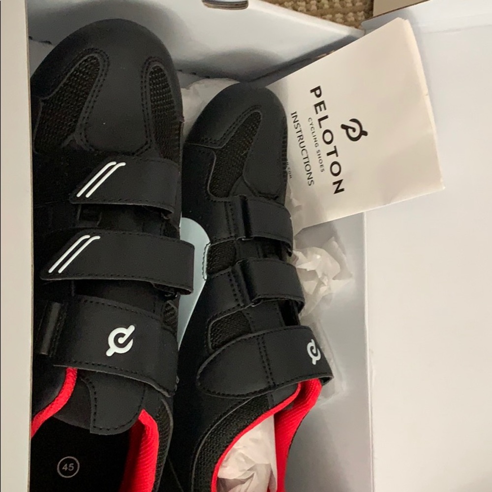 Peloton’s Men Spin Cycling Shoe